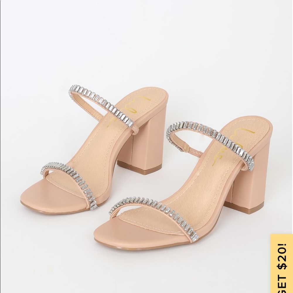 Lulu’s Nude Block Heel